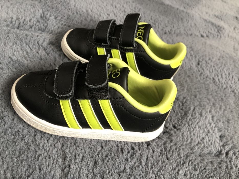 Adidasi Neo mar.21