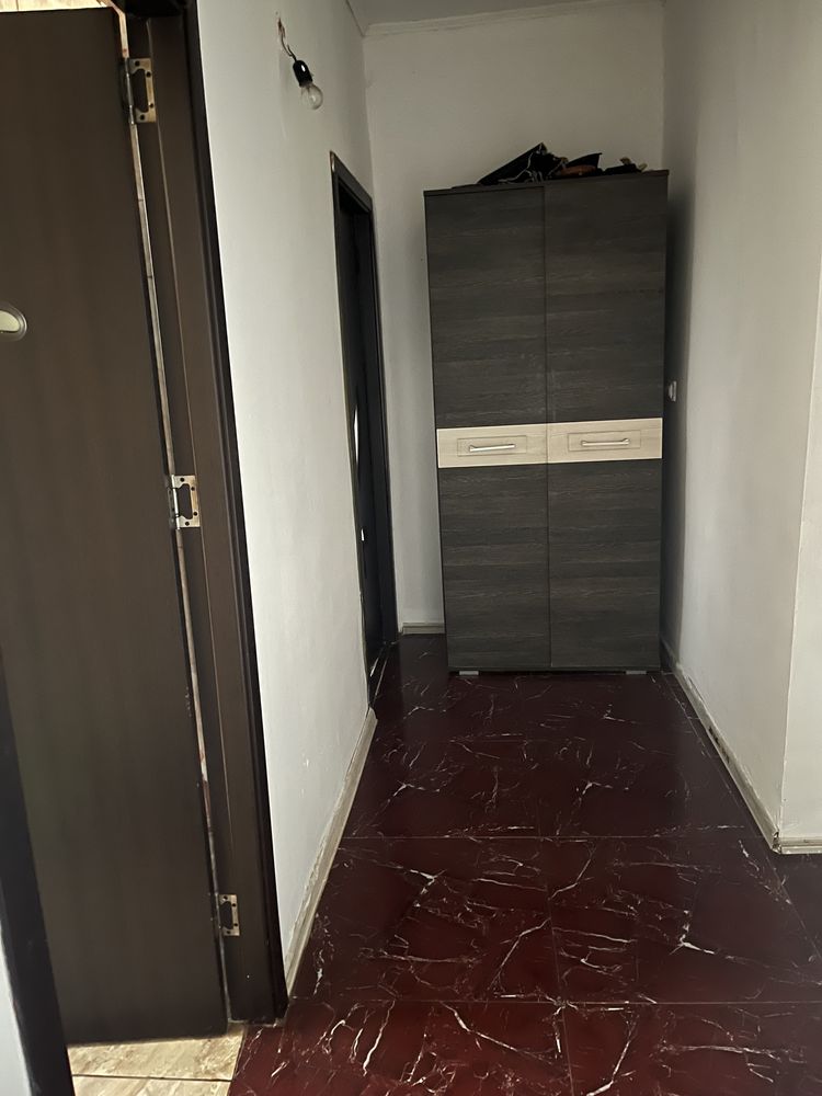 Vând apartament cu 2 camere