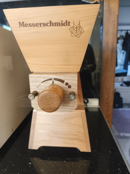 Зърномелачка марка Messerschmidt