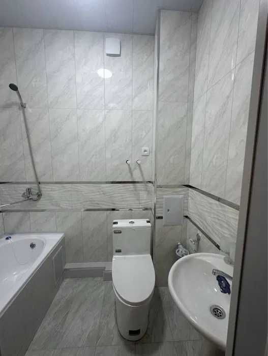 евротамирланган 1 хонали 2 томонлама квартира сотилади Мелодия