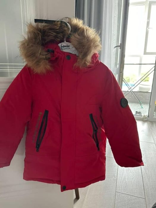 Зимняя очень теплая куртка 4-6 лет
