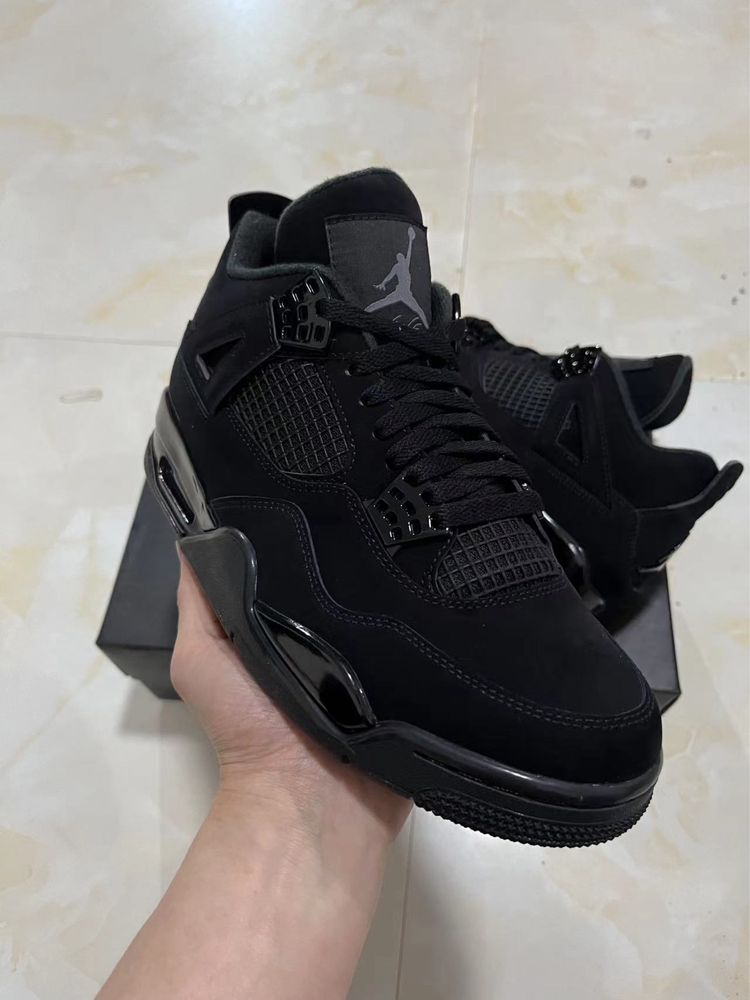 Air Jordan 4 Retro “Black Cat”