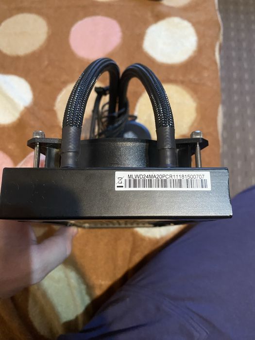 Cooler master in perfecta stare doar ca nu mai am prinderile