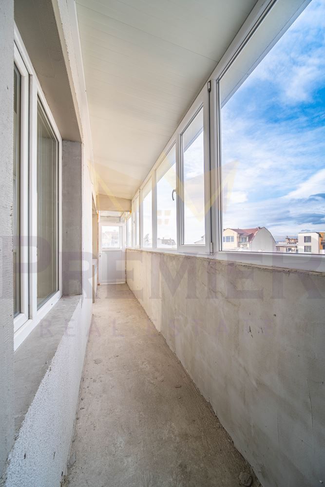 Продава се Тристаен апартамент в Варна, Център - 104 кв.м за 1347 €/кв.м - Снимка #8