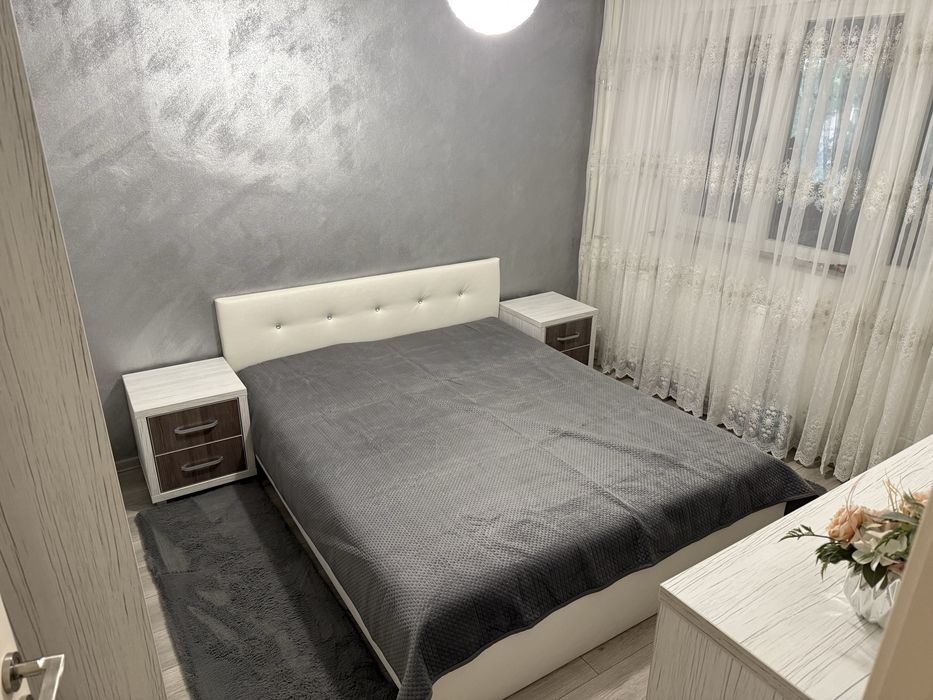 Vand apartament cu 3 camere tip AN