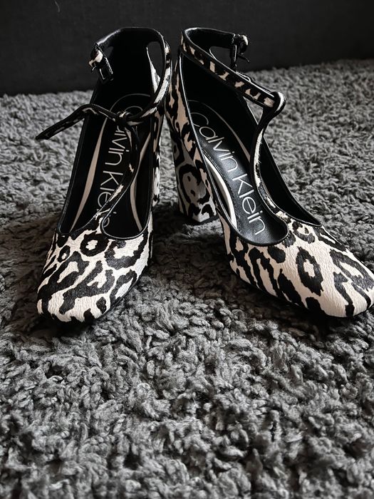 Calvin Klein луксозни дамски обувки