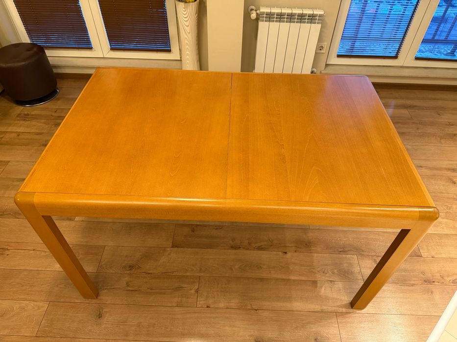 Трапезна маса - масив