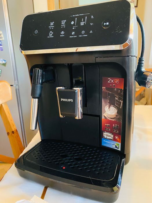 НОВО! ТОП ОФЕРТА! Кафе машина! Кафеавтомат PHILIPS EP2220/10