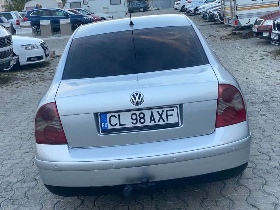 Vând Volkswagen Passat 2005 1.9 131 CP stare perfecta