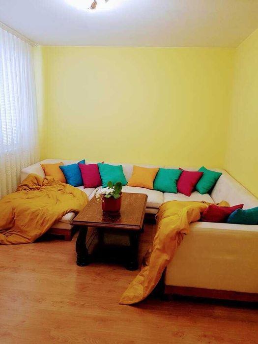 Продава се Четиристаен апартамент в Пловдив, Кючук Париж - 96 кв.м за 1928 €/кв.м - Снимка #2