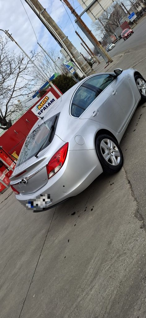 Vand Opel insignia 2.0 cdti, 110 cp, euro 5, 3999 euro