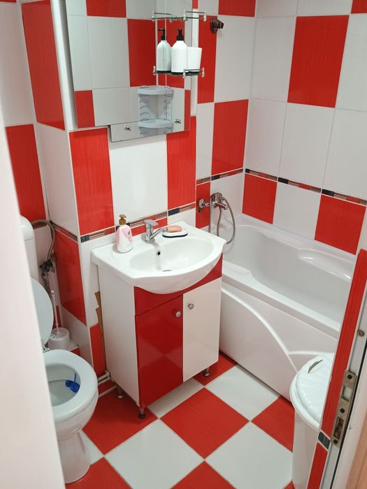 Închiriez garsonieră in regim hotelier, parter