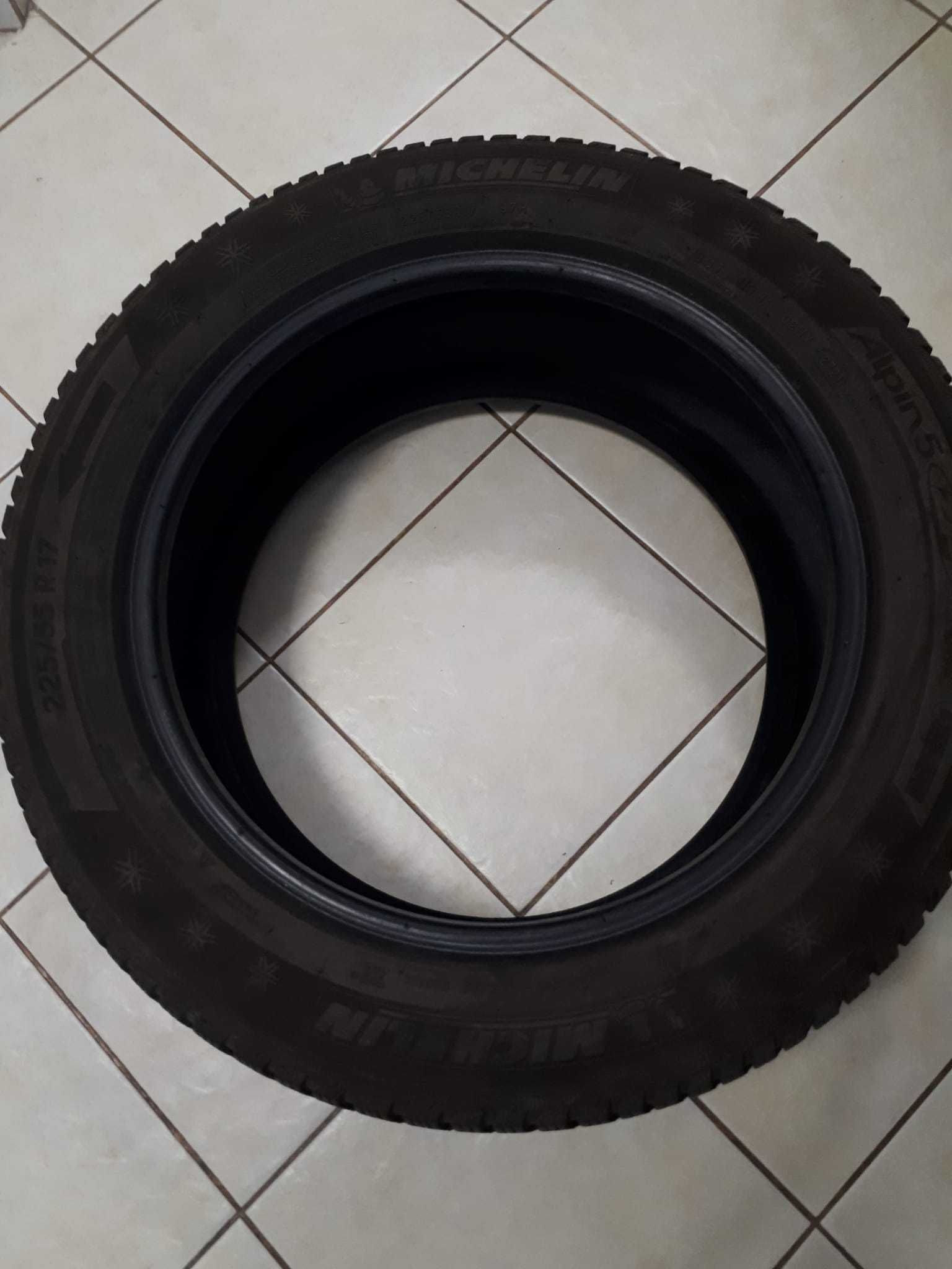 Set 4 cauciucuri de iarna Michelin, 225/55 R17. Stare foarte buna.