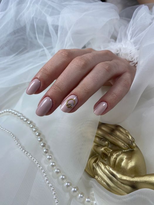 Unghii cu gel sau semi