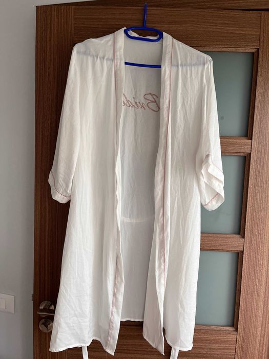 Halate din satin pentru ziua nunții