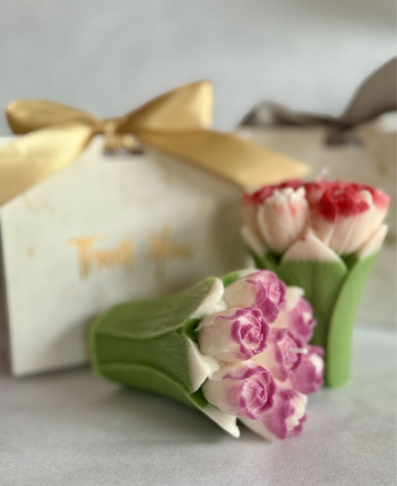 Подарък за цветница / букет Лалета - свещ