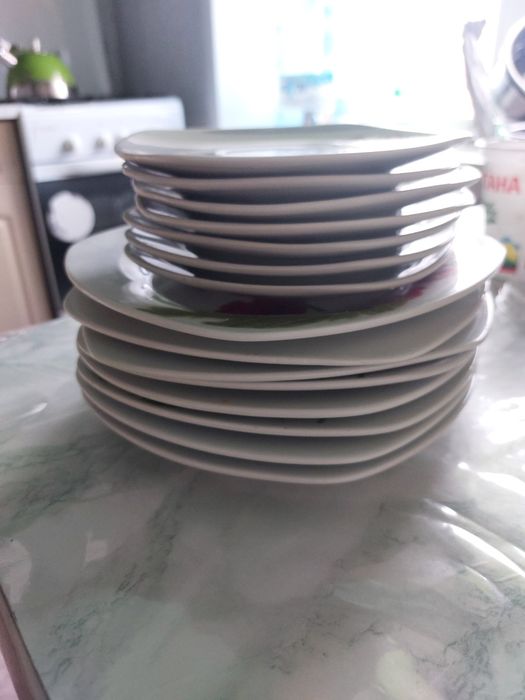 Продам тарелки  набор Персона