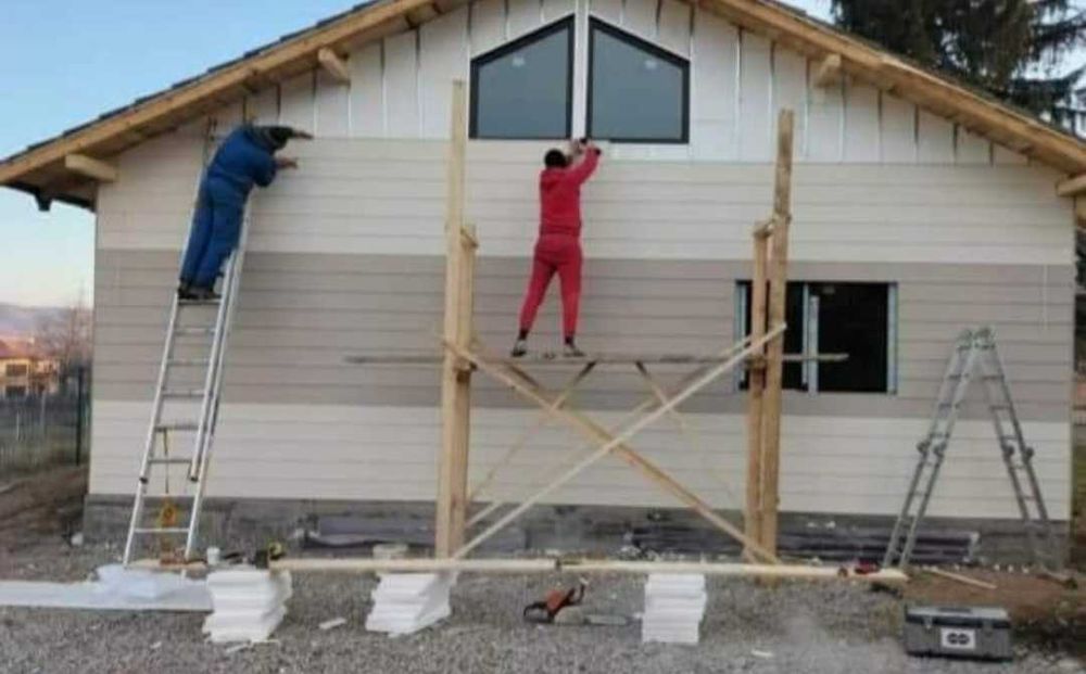 Vand case pe structura metalica