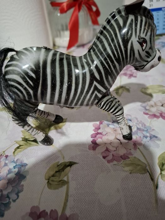 Jucarie perioada comunista 14 cm x 12 cm