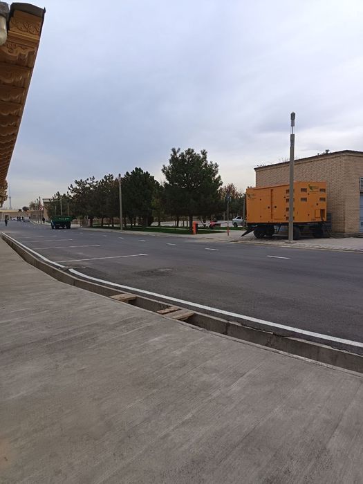 Hastimomda hovli sotiladi srochna!w