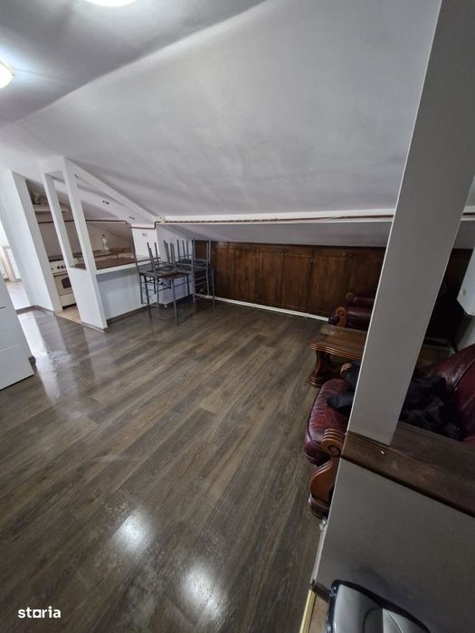 Apartament 3 camere la intrare in Catamarasti Deal