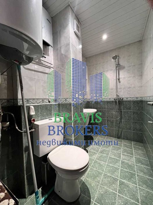 Продава се Двустаен апартамент в Варна, Лятно кино Тракия - 92 кв.м за 1946 €/кв.м - Снимка #7