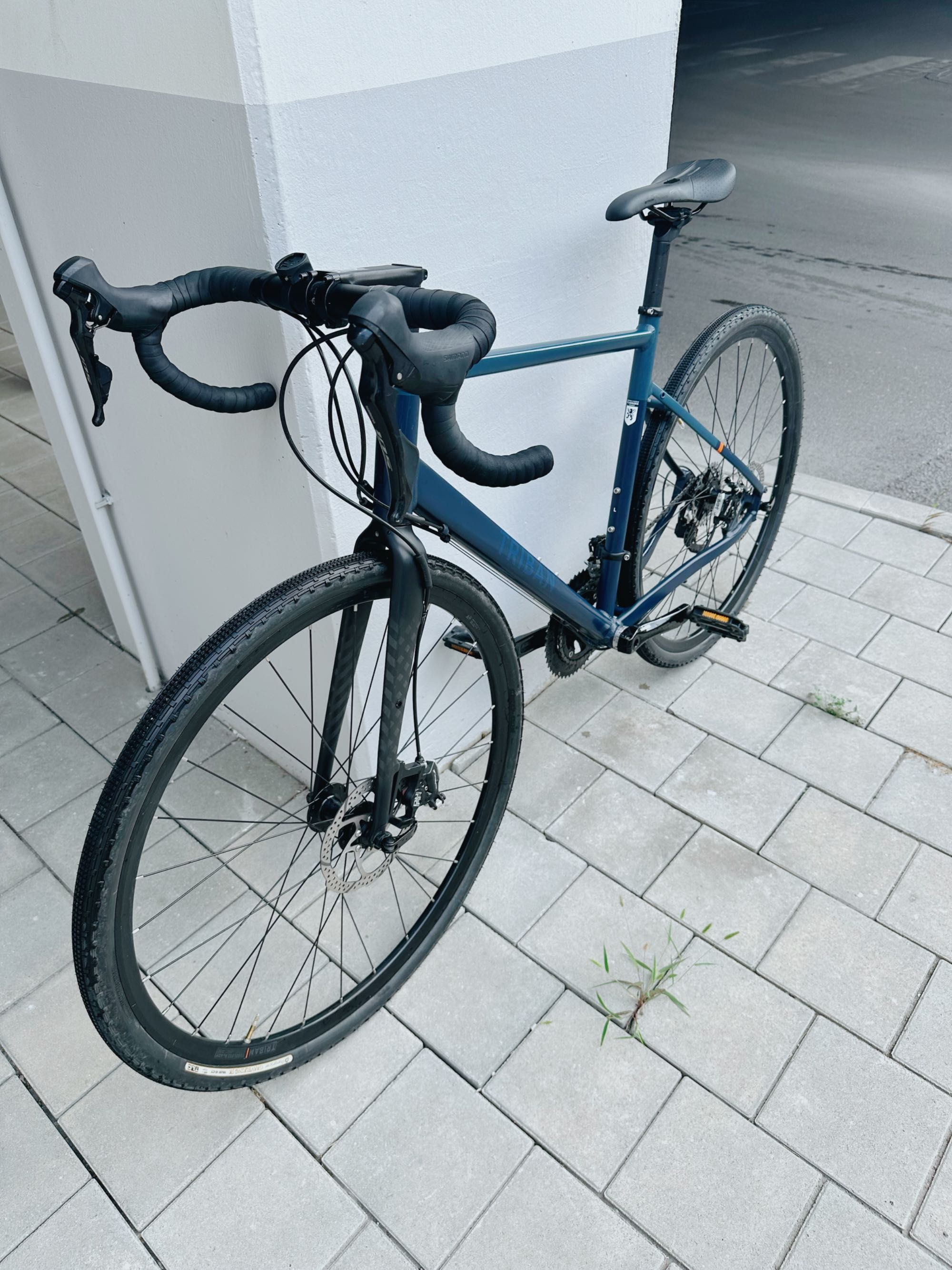 Продавам велосипед Triban RC520 – отлично състояние