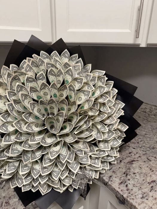 Денежные цветы 1 доллары