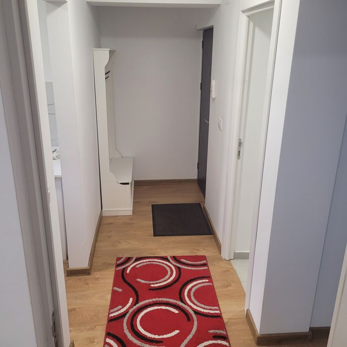 PF închiriez apart. 2 cam recent renovat