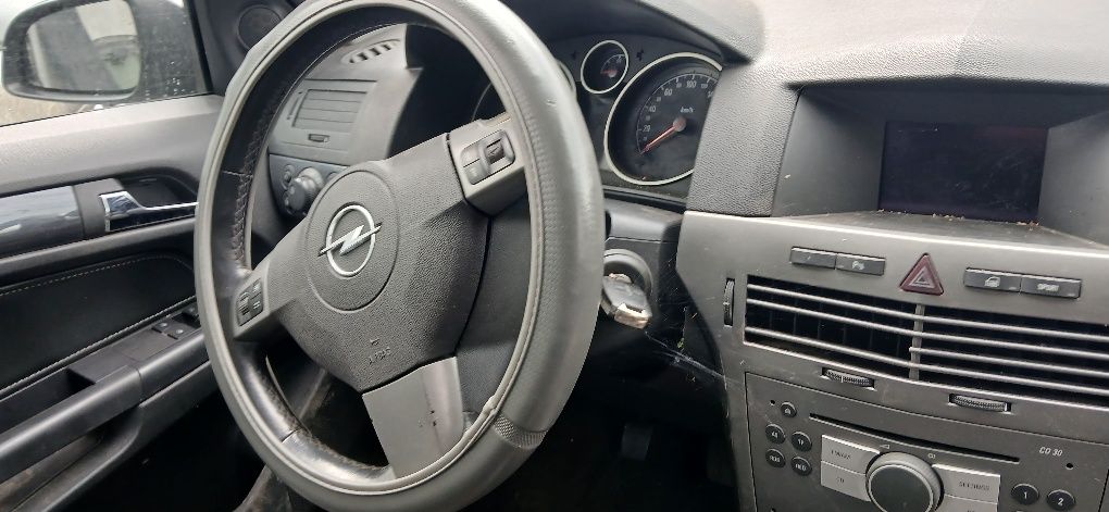 Opel Astra H 1.7 101 коня дизел
