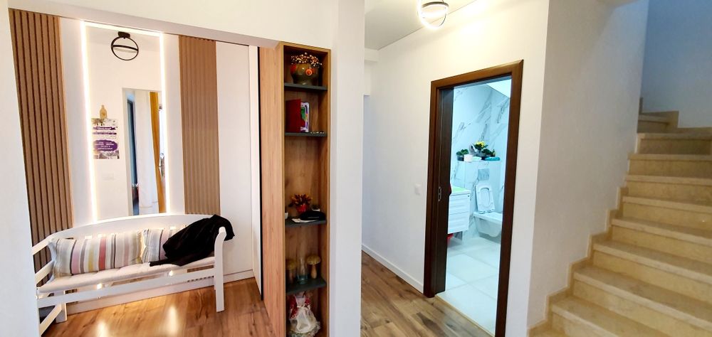 Vând vilă (casă) modernă 2023 Str Arcasilor utilată , mobilată premium