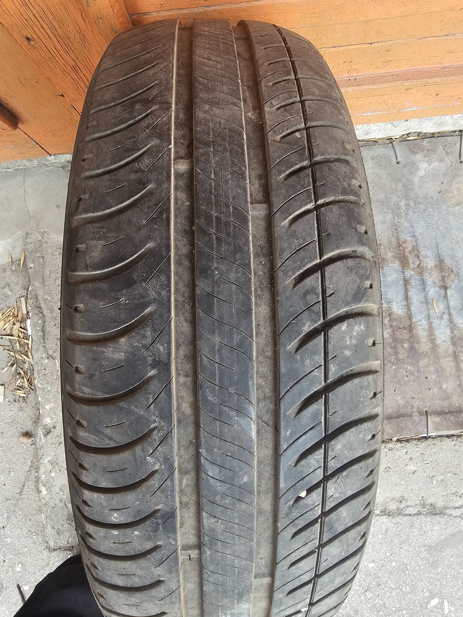 Лятна гума Michelin 185/65 R14