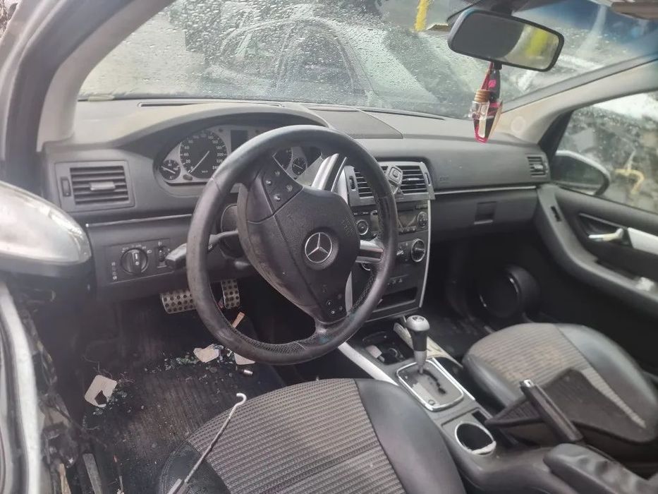 dezmembrez Mercedes B-class 2006, motor 2.0 cdi 109cp, cod motor om 640.940, cutie de viteze automata