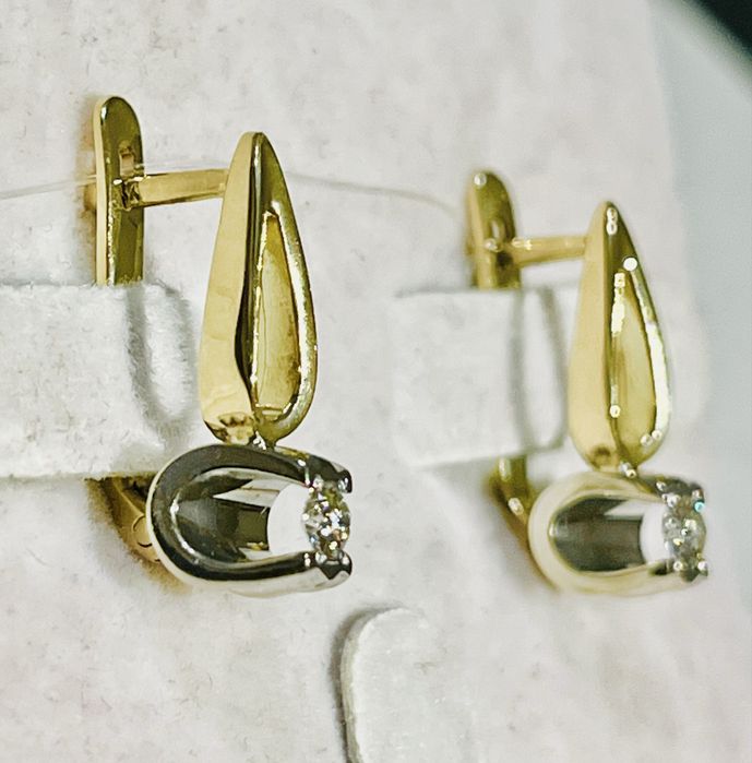 Золотые серьги с бриллиантом 585 Россия