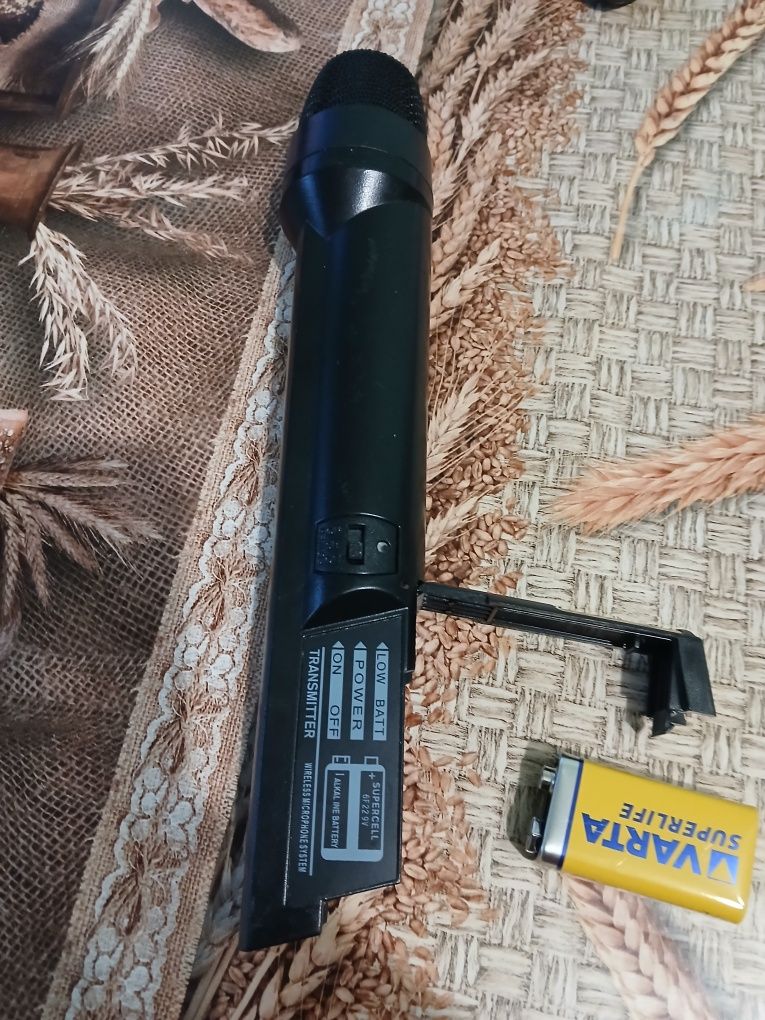Безжичен микрофон ,VHF