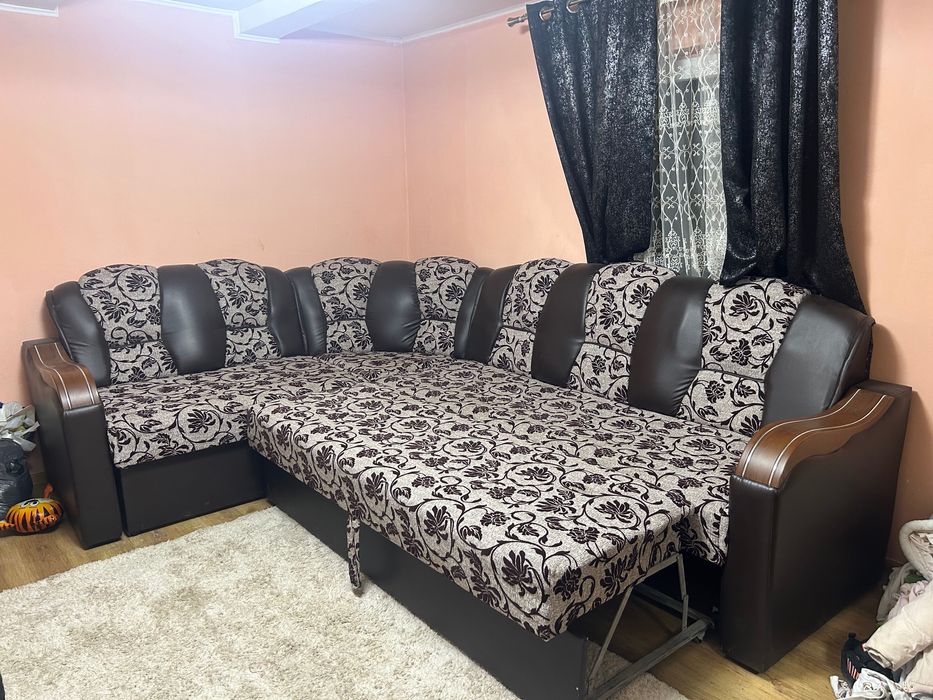 Vând colțar/ canapea