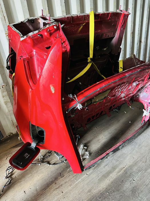 Задна част от купе за BMW M5 2023 година