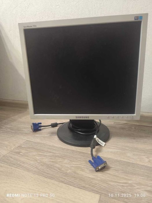продам монитор samsung