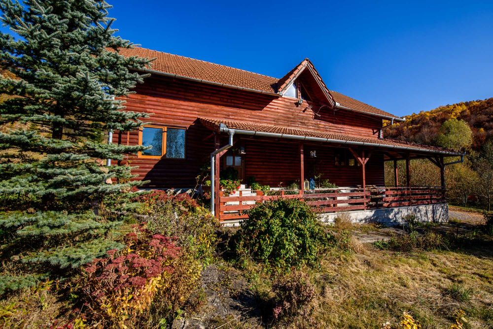 Inchiriem Cabana La Moara