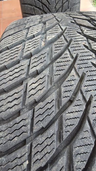 Anvelope iarna Nokian 225/45/17