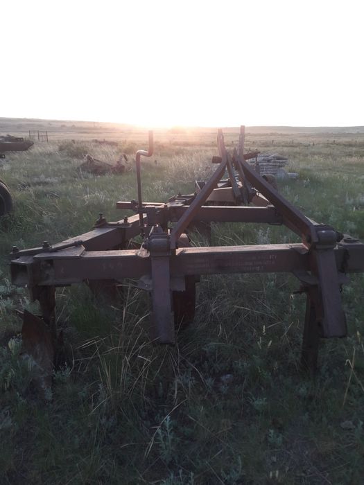 Плуг плн 8.          .