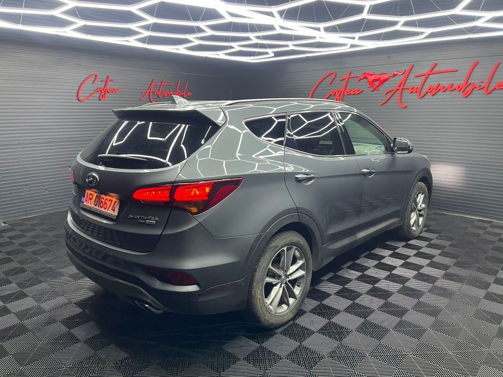 Hyundai Santa Fe Luxury 4x4