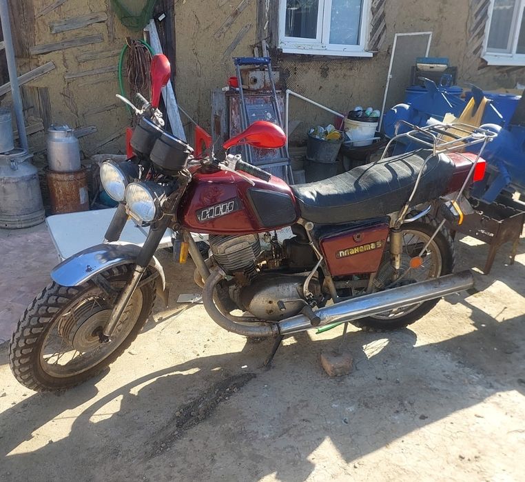 Продам Иж планета 5