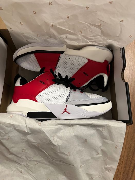 ПРОМО ЦЕНА 79.99 лв !!! Детски снейкъри Jordan One Take 5