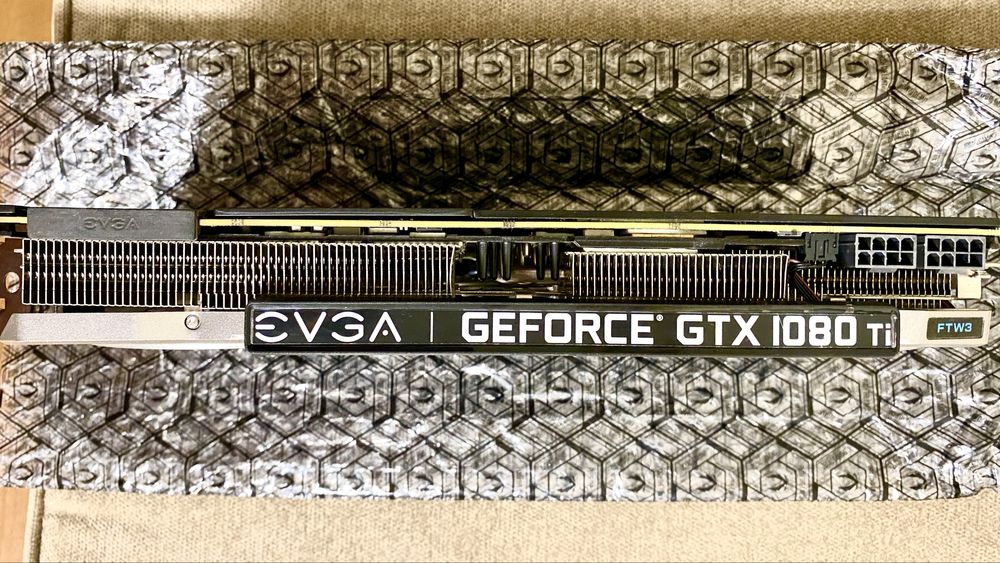 Placa video EVGA gtx 1080 ti FTW3