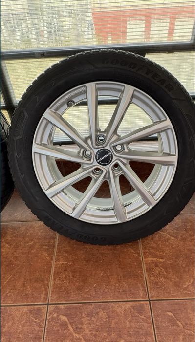 Jante Bmw BORBET (Germany) 17 x1,x2 + cauciucuri iarna 205/60/17 5x112