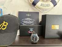 Оригинална Шапка и каталог на Breitling