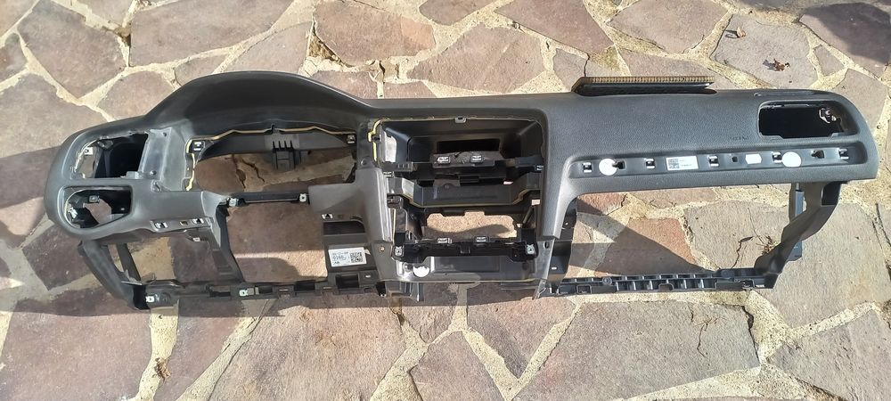 Plansa de bord volkswagen golf 7 2015