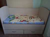 Детско легло и комплект единични легла