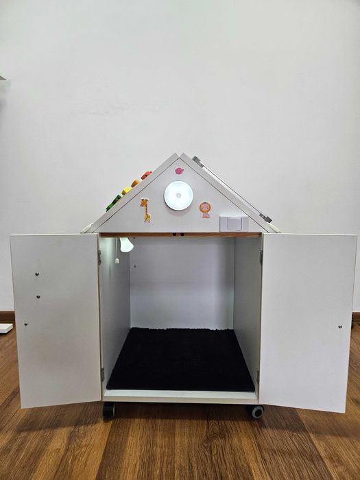 Busy House Montessori jucarie interactiva/casuta din lemn busy board